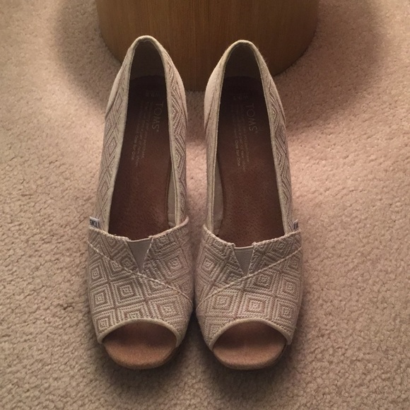 Ladies Toms wedge shoes - Picture 2 of 6